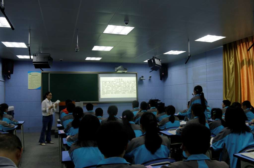 石门小学初中部来校交流 (14)